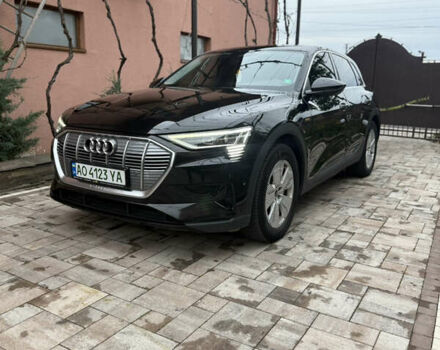 Черный Ауди E-Tron, объемом двигателя 0 л и пробегом 158 тыс. км за 26900 $, фото 13 на Automoto.ua