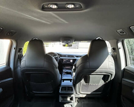 Черный Ауди E-Tron, объемом двигателя 0 л и пробегом 95 тыс. км за 39900 $, фото 21 на Automoto.ua