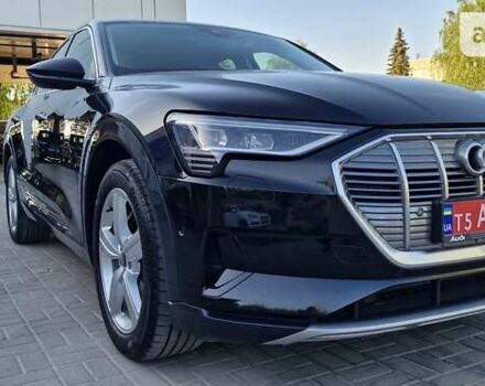 Чорний Ауді E-Tron, об'ємом двигуна 0 л та пробігом 149 тис. км за 42800 $, фото 38 на Automoto.ua