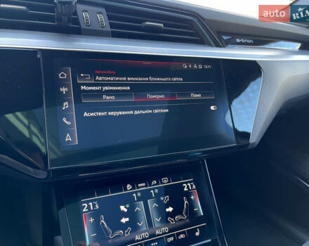 Черный Ауди E-Tron, объемом двигателя 0 л и пробегом 33 тыс. км за 53450 $, фото 26 на Automoto.ua