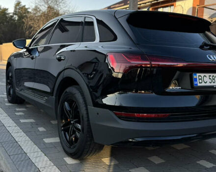 Черный Ауди E-Tron, объемом двигателя 0 л и пробегом 79 тыс. км за 26000 $, фото 6 на Automoto.ua