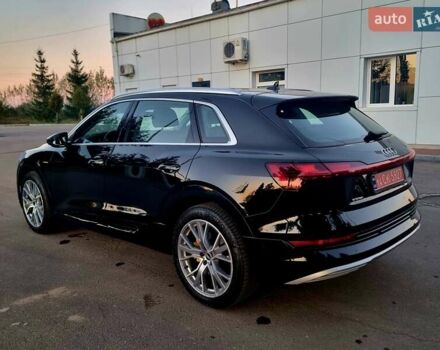 Черный Ауди E-Tron, объемом двигателя 0 л и пробегом 70 тыс. км за 32500 $, фото 9 на Automoto.ua
