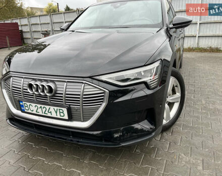 Черный Ауди E-Tron, объемом двигателя 0 л и пробегом 96 тыс. км за 34500 $, фото 7 на Automoto.ua