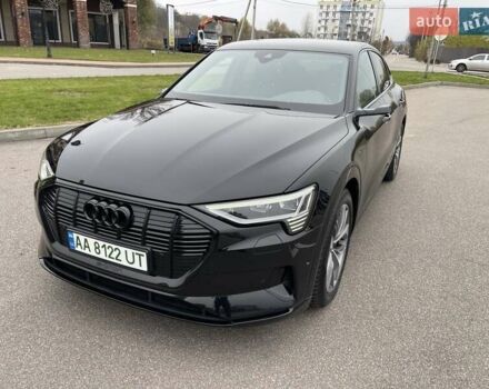 Черный Ауди E-Tron, объемом двигателя 0 л и пробегом 68 тыс. км за 37000 $, фото 4 на Automoto.ua