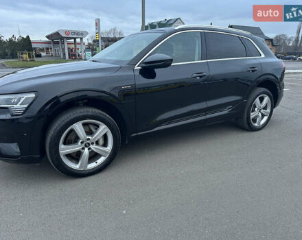 Черный Ауди E-Tron, объемом двигателя 0 л и пробегом 118 тыс. км за 28900 $, фото 19 на Automoto.ua