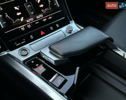 Чорний Ауді E-Tron, об'ємом двигуна 0 л та пробігом 187 тис. км за 23300 $, фото 53 на Automoto.ua