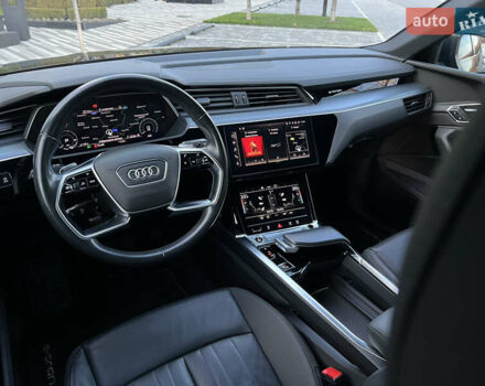 Чорний Ауді E-Tron, об'ємом двигуна 0 л та пробігом 187 тис. км за 23300 $, фото 63 на Automoto.ua