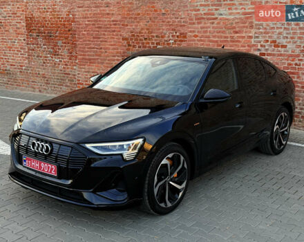 Чорний Ауді E-Tron, об'ємом двигуна 0 л та пробігом 58 тис. км за 41900 $, фото 8 на Automoto.ua