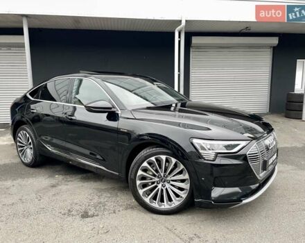 Черный Ауди E-Tron, объемом двигателя 0 л и пробегом 66 тыс. км за 41900 $, фото 16 на Automoto.ua