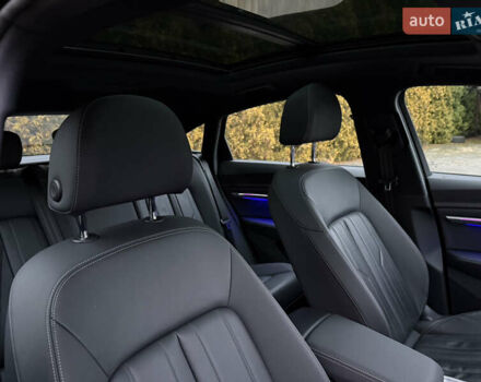 Чорний Ауді E-Tron, об'ємом двигуна 0 л та пробігом 54 тис. км за 37990 $, фото 43 на Automoto.ua