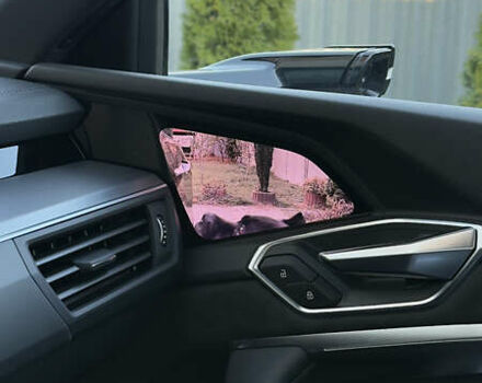 Черный Ауди E-Tron, объемом двигателя 0 л и пробегом 50 тыс. км за 44000 $, фото 21 на Automoto.ua