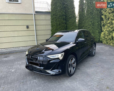 Чорний Ауді E-Tron, об'ємом двигуна 0 л та пробігом 58 тис. км за 36900 $, фото 13 на Automoto.ua