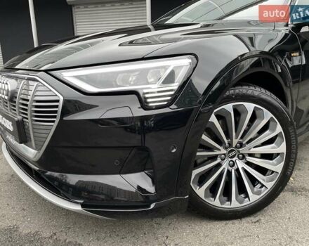 Черный Ауди E-Tron, объемом двигателя 0 л и пробегом 66 тыс. км за 41900 $, фото 14 на Automoto.ua