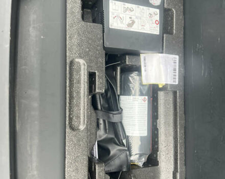 Чорний Ауді E-Tron, об'ємом двигуна 0 л та пробігом 51 тис. км за 47500 $, фото 40 на Automoto.ua