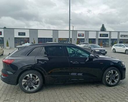 Чорний Ауді E-Tron, об'ємом двигуна 0 л та пробігом 147 тис. км за 29999 $, фото 12 на Automoto.ua