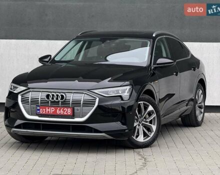 Чорний Ауді E-Tron, об'ємом двигуна 0 л та пробігом 148 тис. км за 31500 $, фото 4 на Automoto.ua