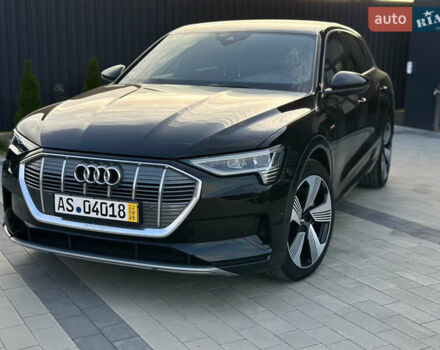 Черный Ауди E-Tron, объемом двигателя 0 л и пробегом 40 тыс. км за 26900 $, фото 9 на Automoto.ua
