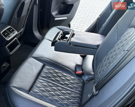 Чорний Ауді E-Tron, об'ємом двигуна 0 л та пробігом 95 тис. км за 36599 $, фото 72 на Automoto.ua