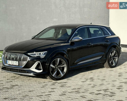 Чорний Ауді E-Tron, об'ємом двигуна 0 л та пробігом 95 тис. км за 36599 $, фото 6 на Automoto.ua