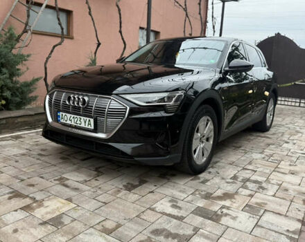 Черный Ауди E-Tron, объемом двигателя 0 л и пробегом 158 тыс. км за 26900 $, фото 19 на Automoto.ua