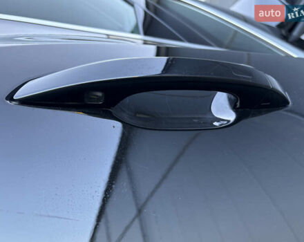 Чорний Ауді E-Tron, об'ємом двигуна 0 л та пробігом 95 тис. км за 36599 $, фото 82 на Automoto.ua