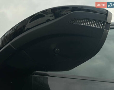 Чорний Ауді E-Tron, об'ємом двигуна 0 л та пробігом 70 тис. км за 39999 $, фото 35 на Automoto.ua