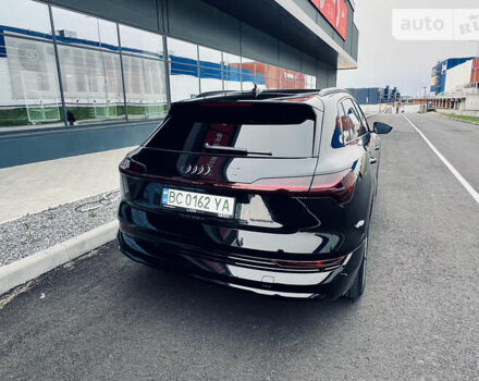 Чорний Ауді E-Tron, об'ємом двигуна 0 л та пробігом 36 тис. км за 48000 $, фото 5 на Automoto.ua