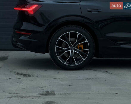 Чорний Ауді E-Tron, об'ємом двигуна 0 л та пробігом 84 тис. км за 36000 $, фото 15 на Automoto.ua