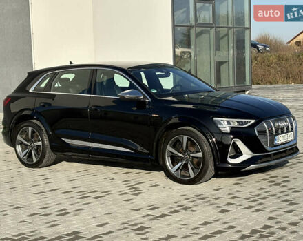 Чорний Ауді E-Tron, об'ємом двигуна 0 л та пробігом 95 тис. км за 36599 $, фото 10 на Automoto.ua