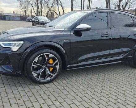 Черный Ауди E-Tron, объемом двигателя 0 л и пробегом 54 тыс. км за 43500 $, фото 43 на Automoto.ua