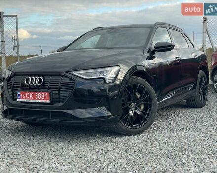 Чорний Ауді E-Tron, об'ємом двигуна 0 л та пробігом 70 тис. км за 39999 $, фото 1 на Automoto.ua