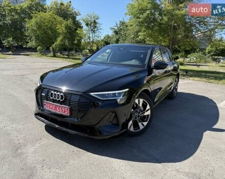 Черный Ауди E-Tron, объемом двигателя 0 л и пробегом 23 тыс. км за 38999 $, фото 3 на Automoto.ua