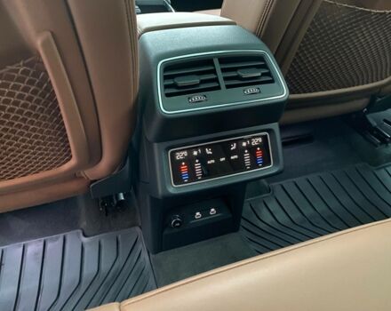 Чорний Ауді E-Tron, об'ємом двигуна 0 л та пробігом 38 тис. км за 33900 $, фото 23 на Automoto.ua