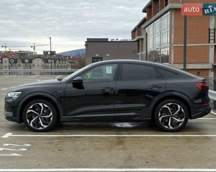 Чорний Ауді E-Tron, об'ємом двигуна 0 л та пробігом 99 тис. км за 29000 $, фото 8 на Automoto.ua