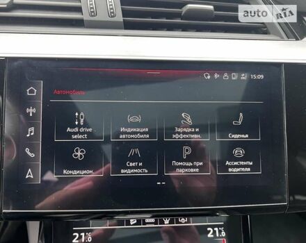 Черный Ауди E-Tron, объемом двигателя 0 л и пробегом 32 тыс. км за 52000 $, фото 56 на Automoto.ua