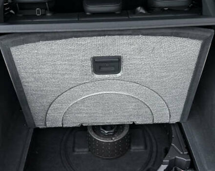 Черный Ауди E-Tron, объемом двигателя 0 л и пробегом 50 тыс. км за 44000 $, фото 1 на Automoto.ua