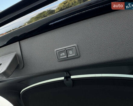 Черный Ауди E-Tron, объемом двигателя 0 л и пробегом 73 тыс. км за 44300 $, фото 43 на Automoto.ua