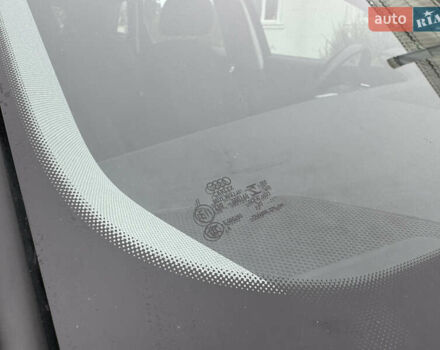 Чорний Ауді E-Tron, об'ємом двигуна 0 л та пробігом 190 тис. км за 23900 $, фото 52 на Automoto.ua