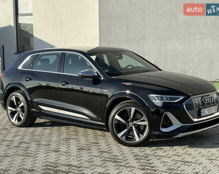 Чорний Ауді E-Tron, об'ємом двигуна 0 л та пробігом 95 тис. км за 36599 $, фото 4 на Automoto.ua
