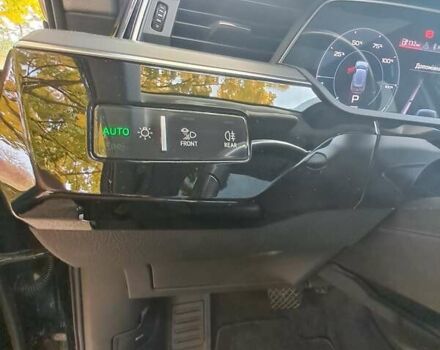Черный Ауди E-Tron, объемом двигателя 0 л и пробегом 200 тыс. км за 27500 $, фото 73 на Automoto.ua
