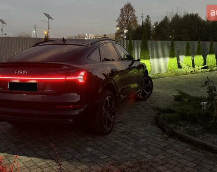 Черный Ауди E-Tron, объемом двигателя 0 л и пробегом 50 тыс. км за 44000 $, фото 50 на Automoto.ua