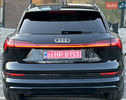 Чорний Ауді E-Tron, об'ємом двигуна 0 л та пробігом 187 тис. км за 23300 $, фото 14 на Automoto.ua
