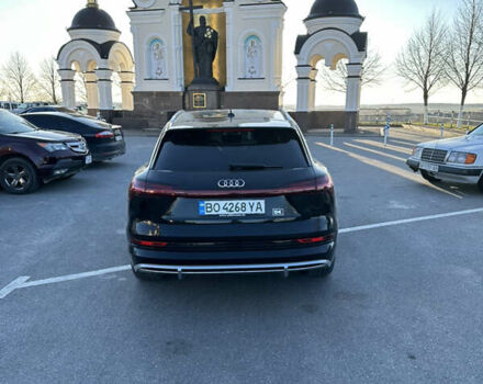 Черный Ауди E-Tron, объемом двигателя 0 л и пробегом 120 тыс. км за 32555 $, фото 21 на Automoto.ua
