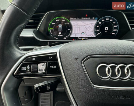 Чорний Ауді E-Tron, об'ємом двигуна 0 л та пробігом 190 тис. км за 23900 $, фото 23 на Automoto.ua