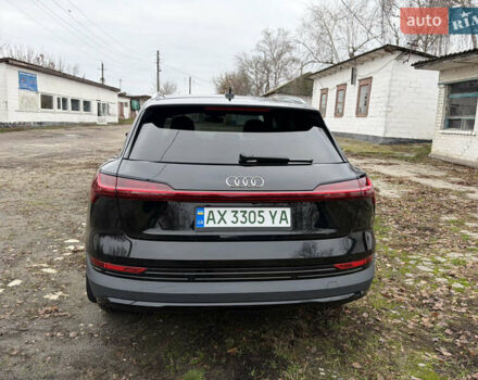 Чорний Ауді E-Tron, об'ємом двигуна 0 л та пробігом 126 тис. км за 27000 $, фото 3 на Automoto.ua