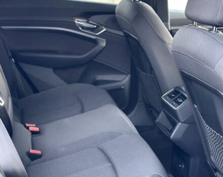 Черный Ауди E-Tron, объемом двигателя 0 л и пробегом 40 тыс. км за 26900 $, фото 34 на Automoto.ua