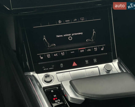 Чорний Ауді E-Tron, об'ємом двигуна 0 л та пробігом 70 тис. км за 39999 $, фото 41 на Automoto.ua