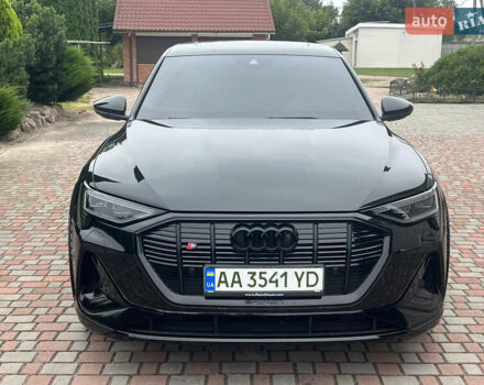Чорний Ауді E-Tron, об'ємом двигуна 0 л та пробігом 51 тис. км за 47500 $, фото 11 на Automoto.ua