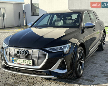 Чорний Ауді E-Tron, об'ємом двигуна 0 л та пробігом 95 тис. км за 36599 $, фото 17 на Automoto.ua