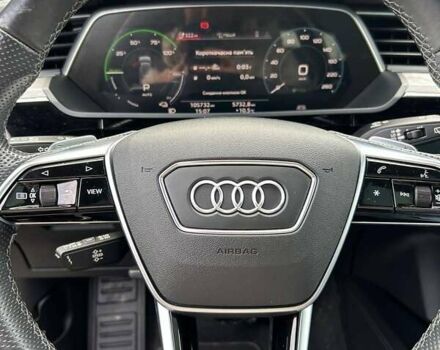 Чорний Ауді E-Tron, об'ємом двигуна 0 л та пробігом 105 тис. км за 37900 $, фото 4 на Automoto.ua